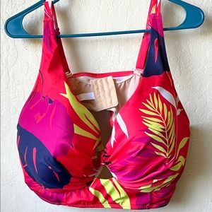 Cacique (Lane Bryant) tropical design swim top 40F